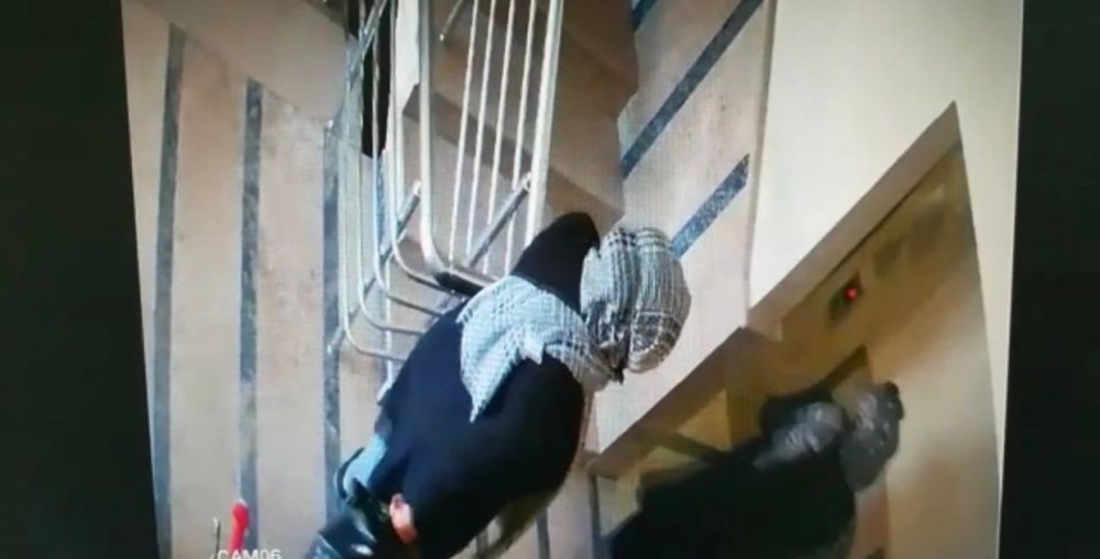 Afyon'da polisin takibe aldığı 2 kadın hırsız suçüstü yakaladı