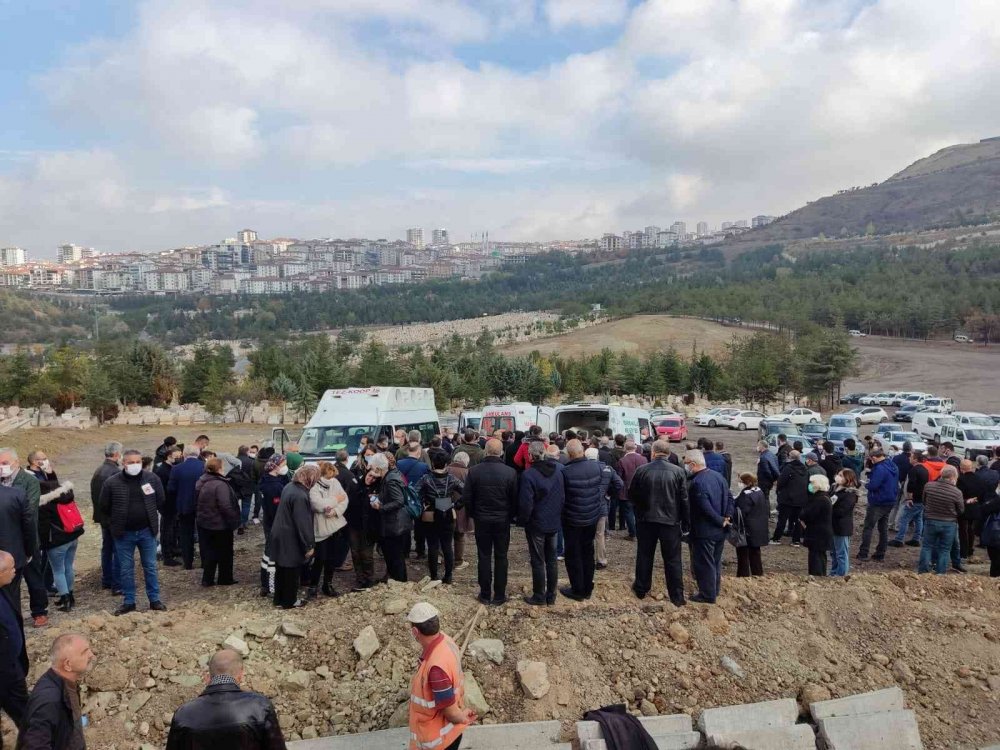 Ankara'da tacizi durdururken öldürülen Haydarcan Kılıçdoğan toprağa verildi