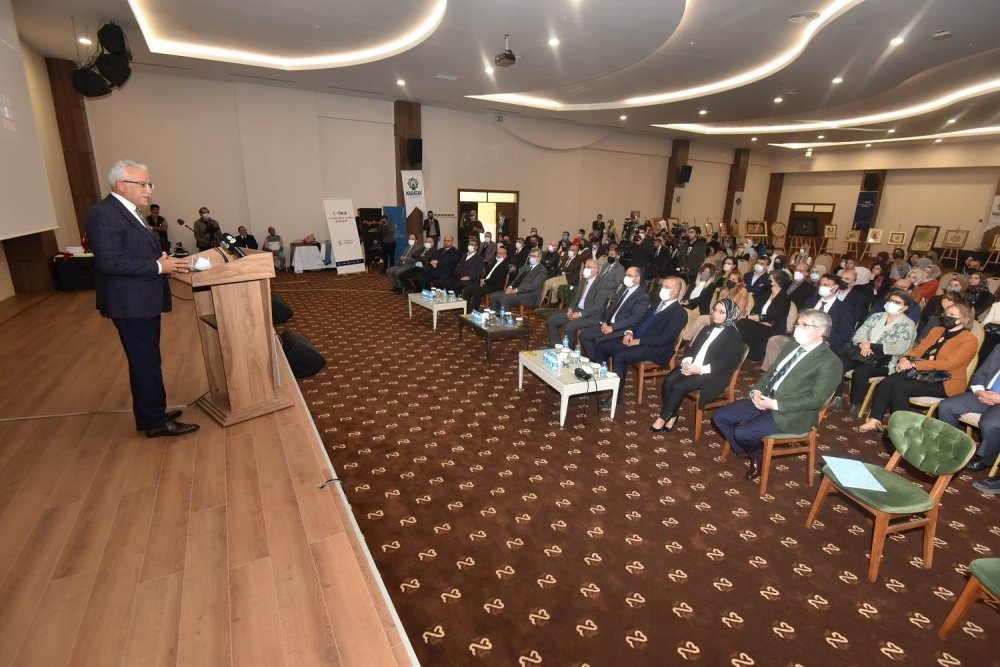 Konya’da Uluslararası Geleneğimiz Geleceğimiz ve Ustalarımız Sempozyumu