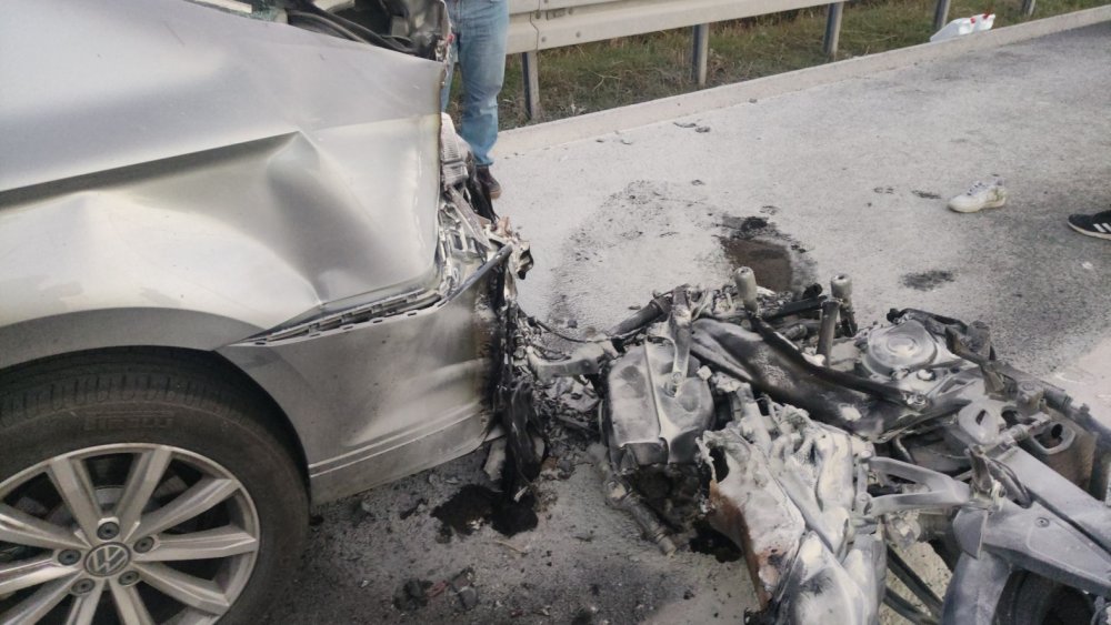 Motosikletle İstanbul yolculuğu acı bitti! Kazada ağır yaralandılar
