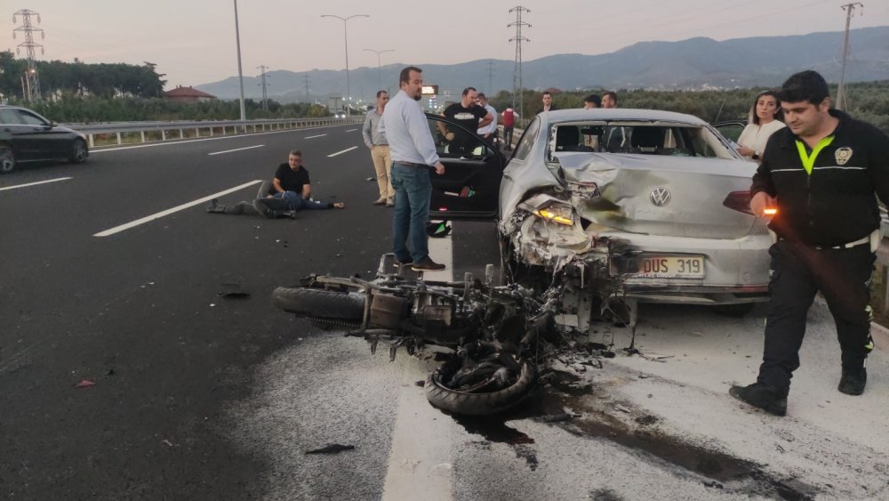 Motosikletle İstanbul yolculuğu acı bitti! Kazada ağır yaralandılar