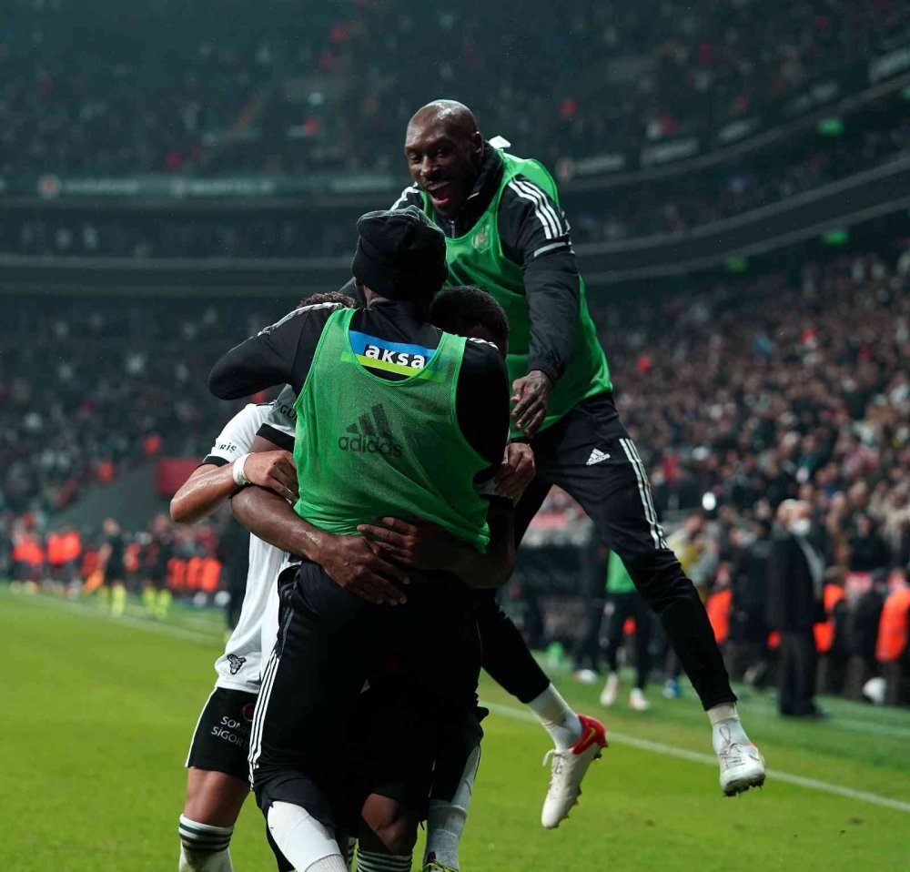 Beşiktaş sahasındaki 5'inci maçta da Trabzonspor’u yenemedi