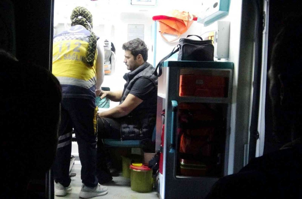 Seyir halinde alev alev yanan kamyondan son anda kurtuldular