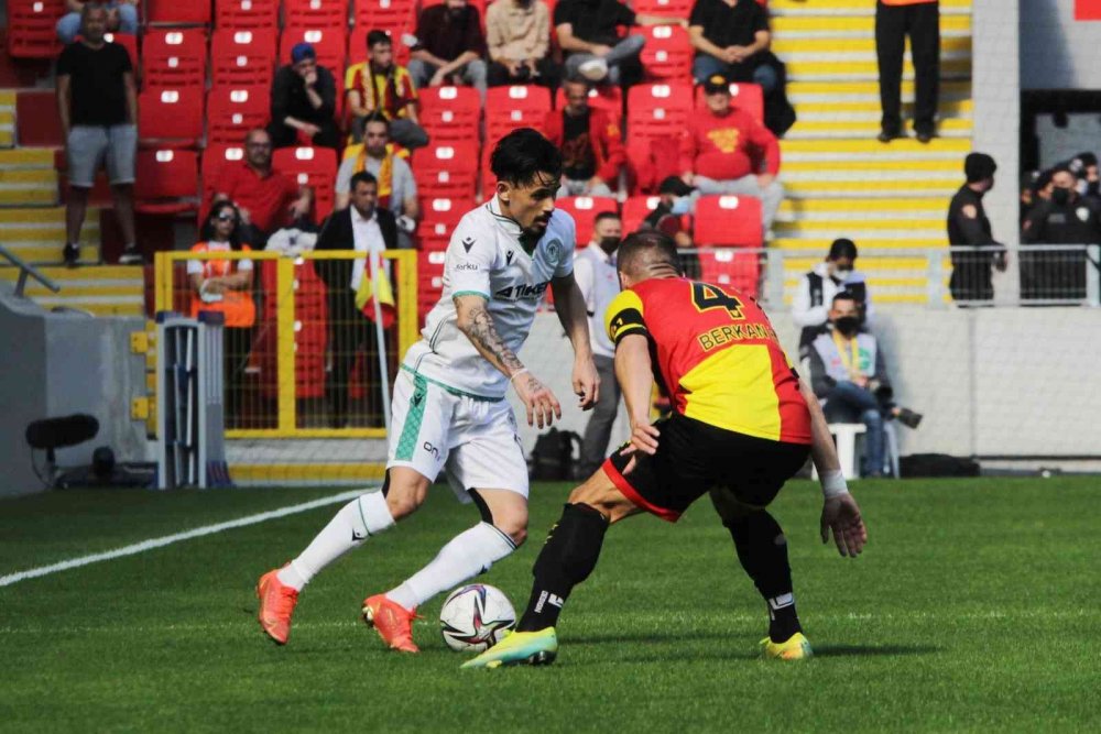 Konyaspor üst üste 3'üncü galibiyetini aldı!