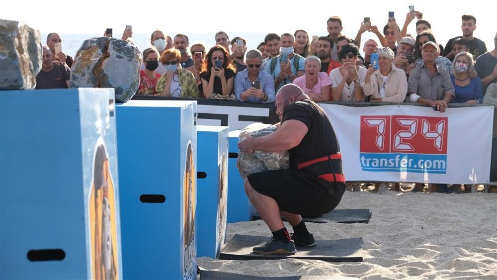 Dünyanın en güçlü insanları Antalya'da boy gösterdi