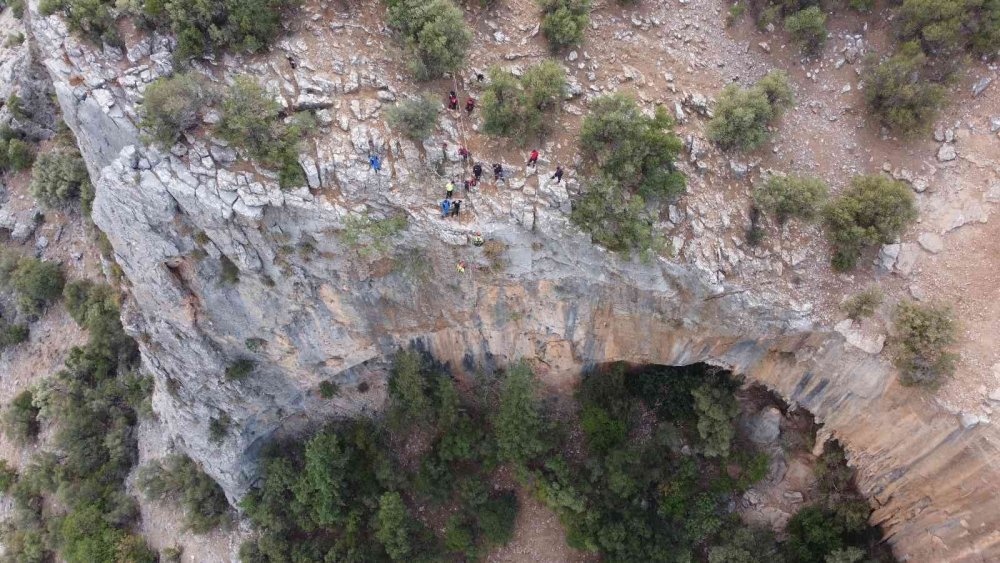Ekipler 9 gündür kayıp olan Müslüme’yi bulmak için her yolu deniyor