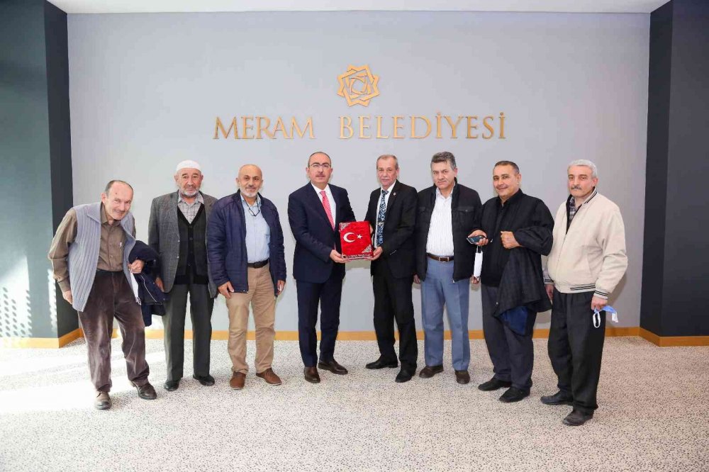 Konya'da doğalgaz kullanmaya başlayacak 4 mahalleden ilki Başkan Kavuş’u ziyaret etti