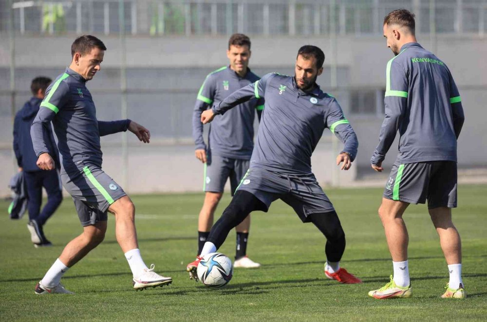 Konyaspor Rizespor karşılaşmasına hazırlanıyor