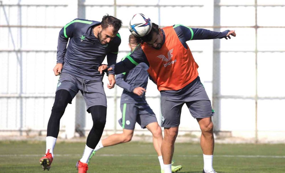 Konyaspor Rizespor karşılaşmasına hazırlanıyor