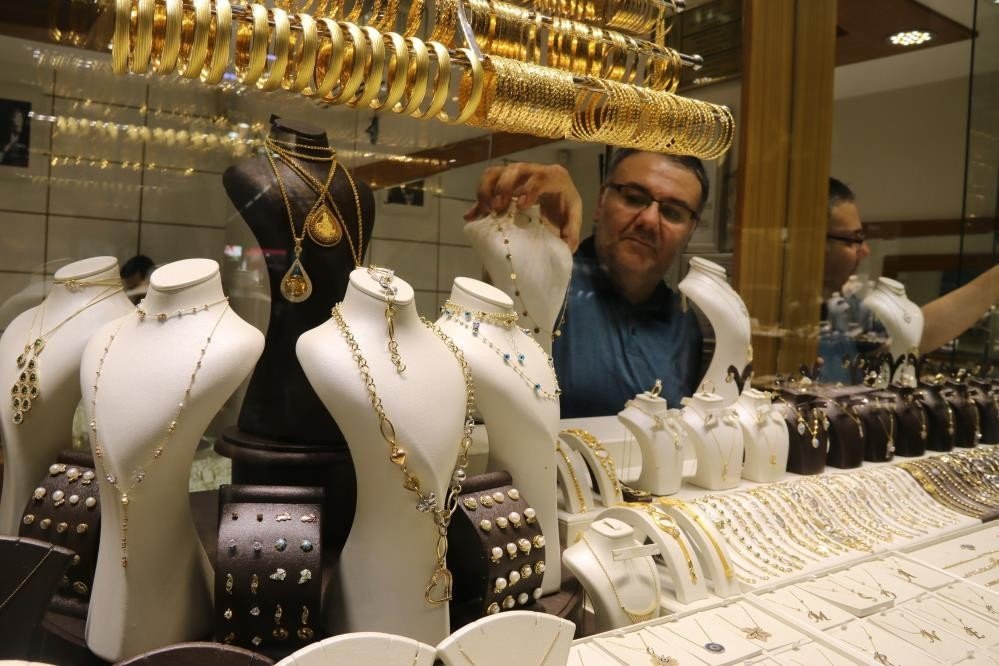 Sahte ve çalıntı altına dikkat! Kuyumcular Whatsapp ihbar hattı kurdu