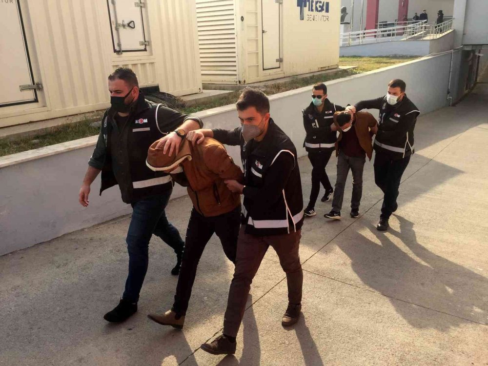 Konya, Adana ve Mersin'de 33 ayrı adrese eş zamanlı baskın! 9 silah kaçakçısı tutuklandı