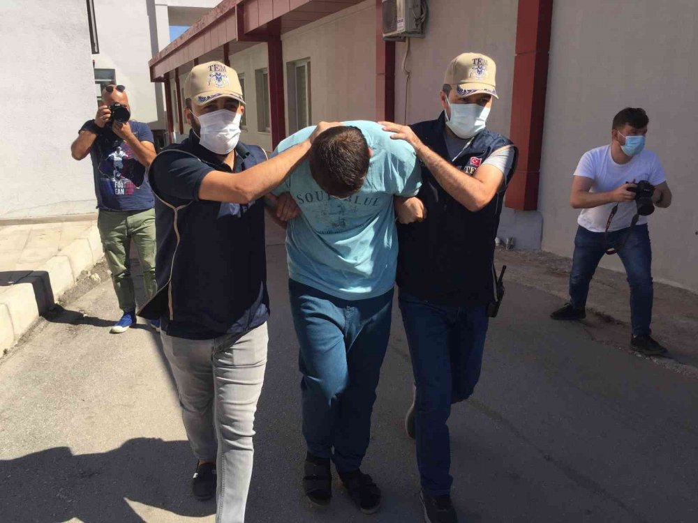 Konya, Adana ve Mersin'de 33 ayrı adrese eş zamanlı baskın! 9 silah kaçakçısı tutuklandı