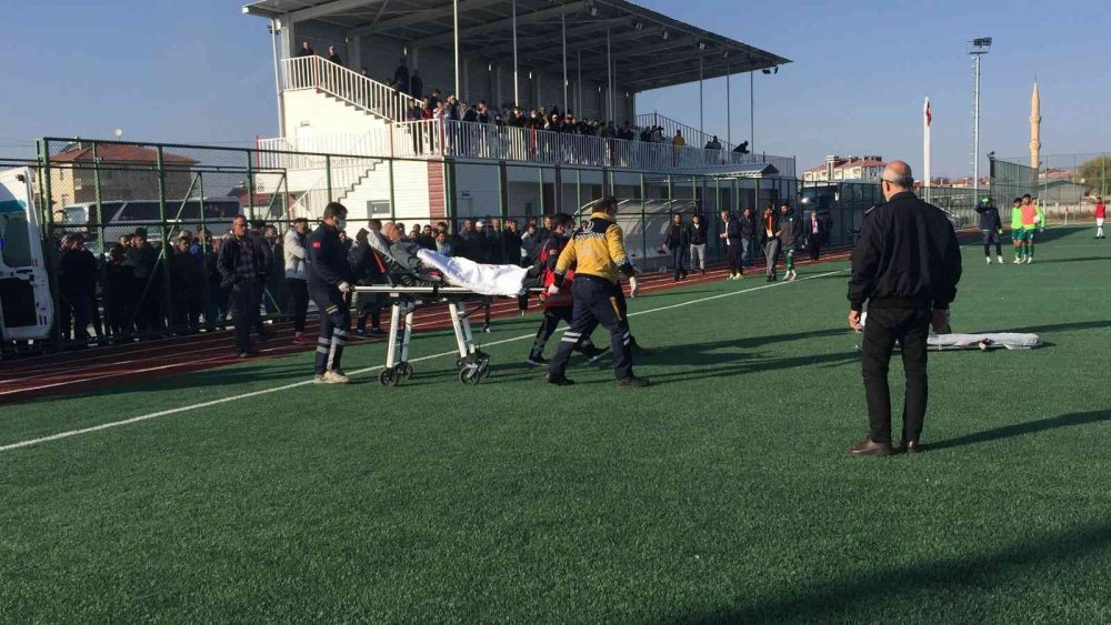 Konya’da kalp krizi geçiren hastanın imdadına helikopter ambulans yetişti