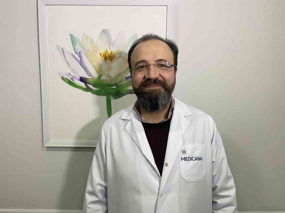 Konya'da çikolata kisti ve bağırsağını tıkayan lezyonu alınan kadının yaşam kalitesi arttı