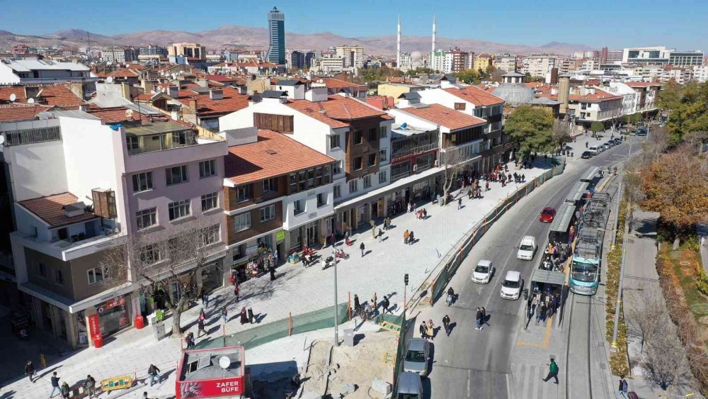 Konya Alaaddin Tepesi çevresindeki dönüşüm yüzde 80 oranında tamam