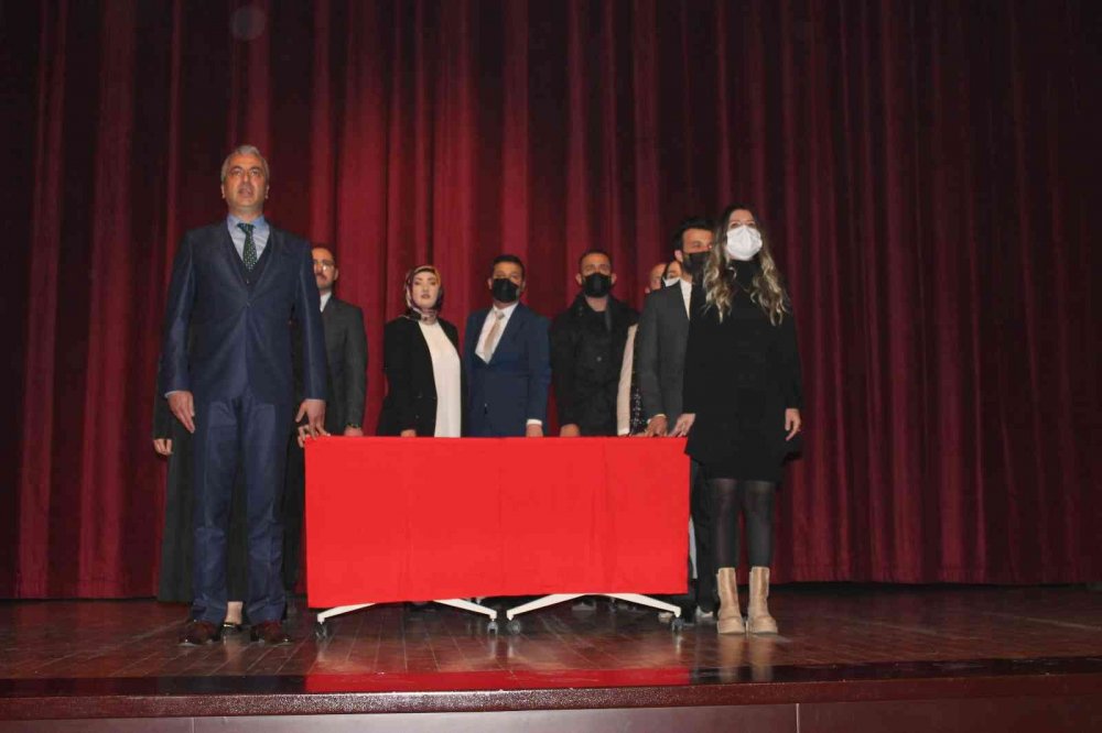 Konya'da 24 Kasım Öğretmenler Günü çeşitli etkinliklerle kutlandı