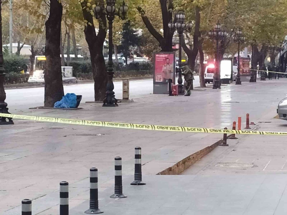 Ankara'da unutulan valiz bomba paniğine neden oldu