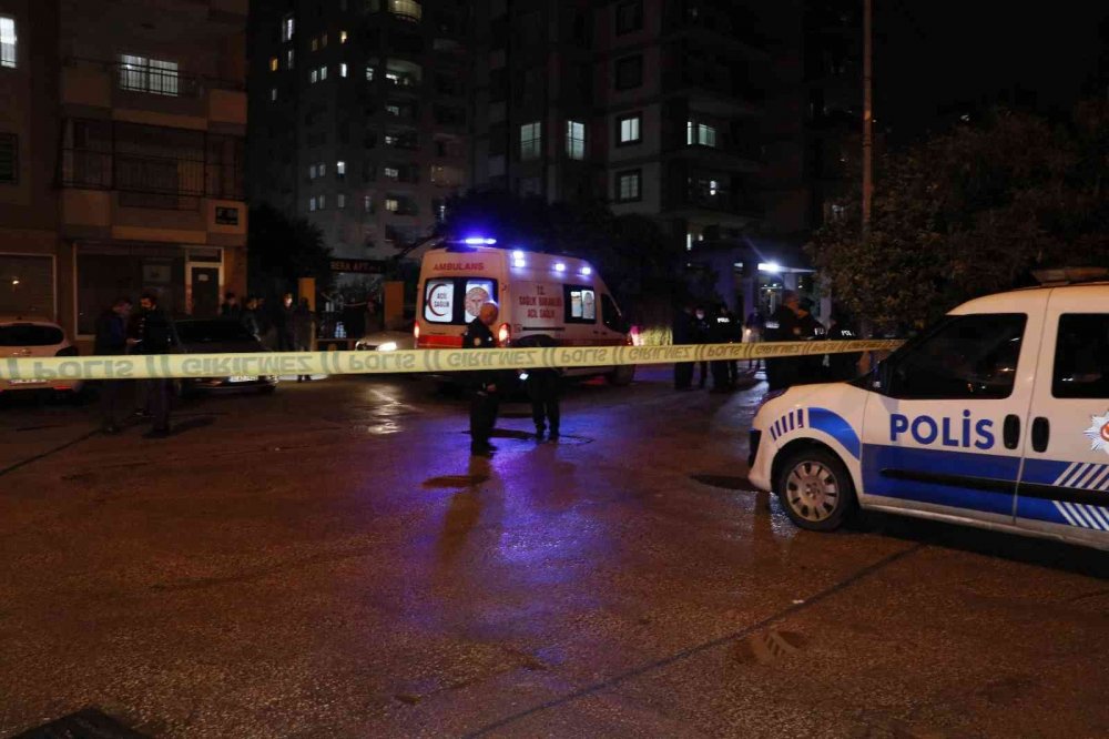 Kar maskeli 2 kişinin vurduğu eski polis yaralandı