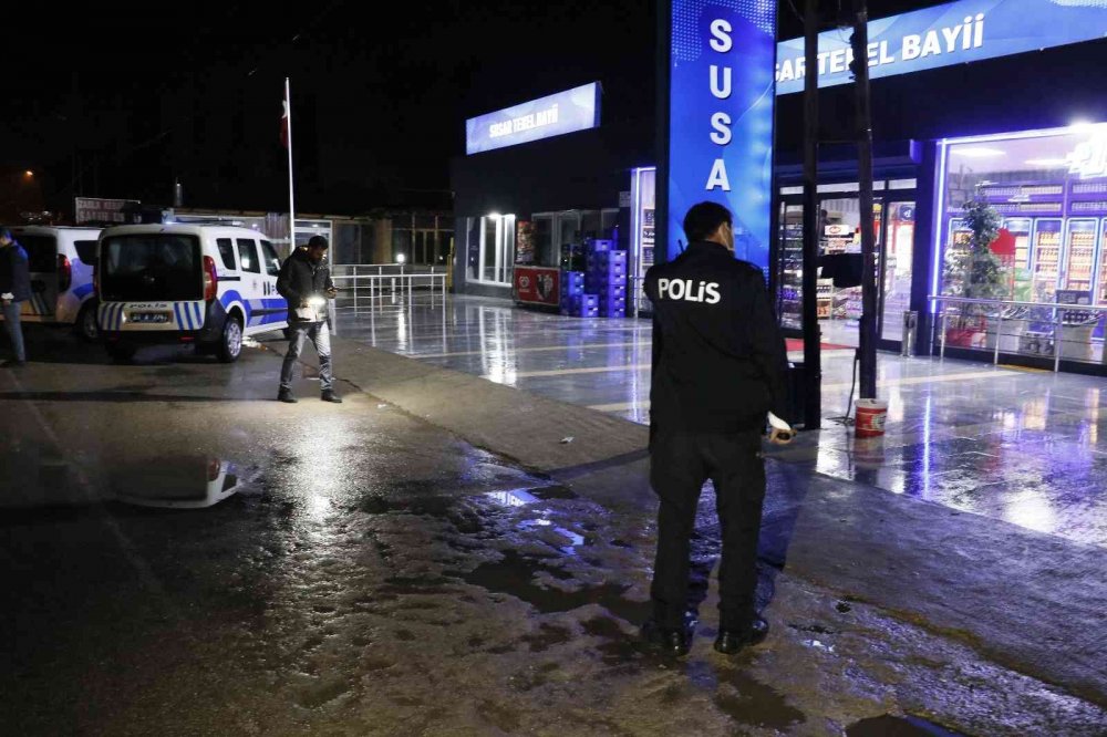 Sokak ortasında 5 yerinden vurulan Ulaş Çelikten hayatını kaybetti