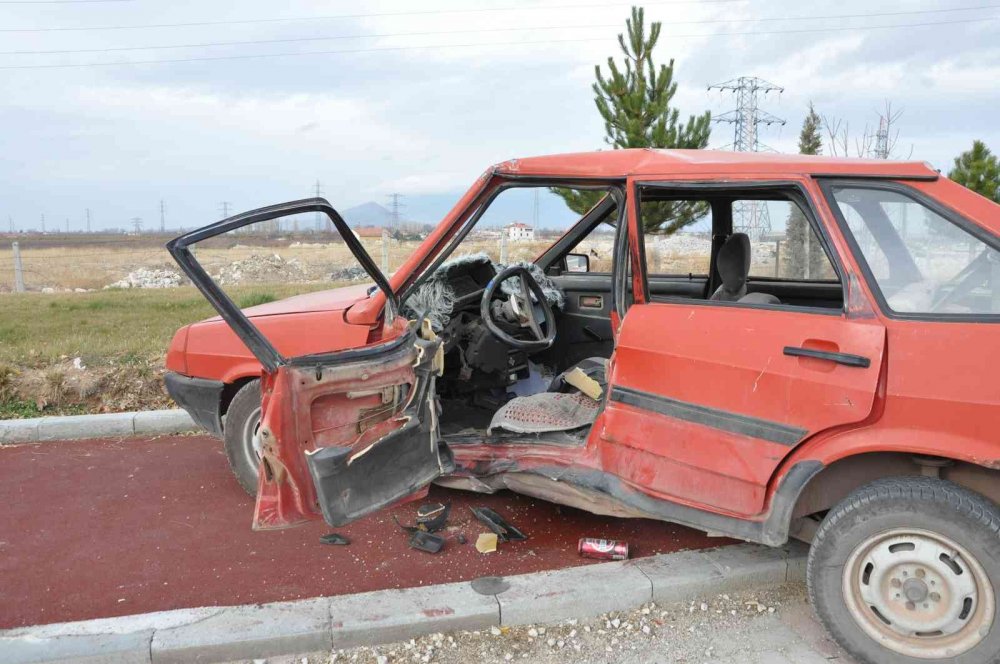 Karaman'da feci kaza: Otomobil sürücüsü sürat motoruna çarpıp kaçtı! 1 ağır yaralı