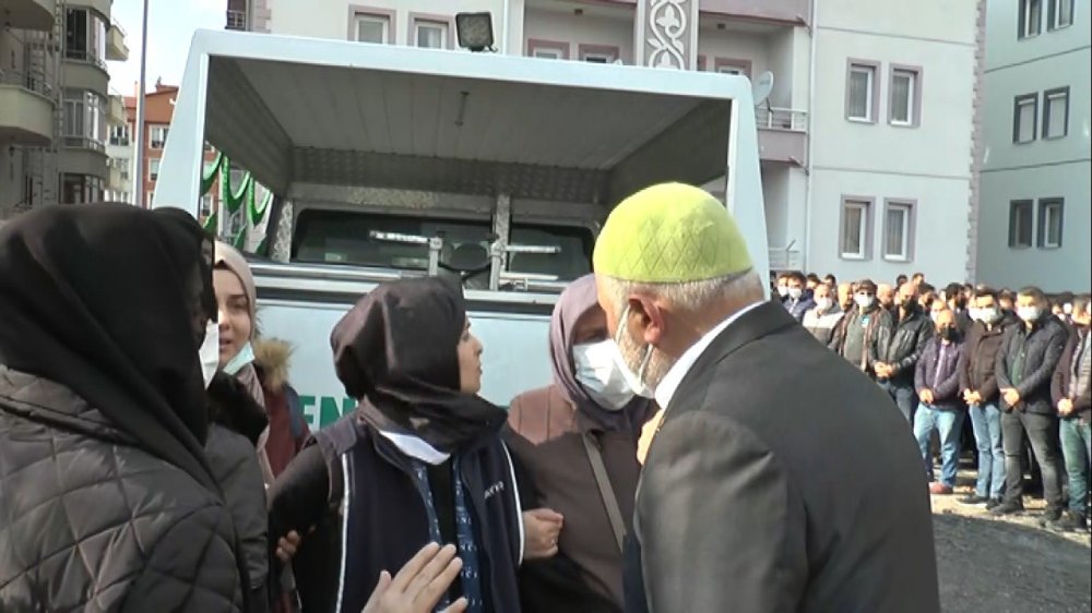 Baykar mühendisi Tarık Kesekçi gözyaşlarıyla toprağa verildi