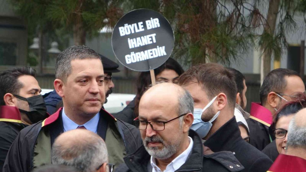 Eski Diyarbakır Barosu Başkanı Tahir Elçi ölümünün 6'ncı yılında anıldı.