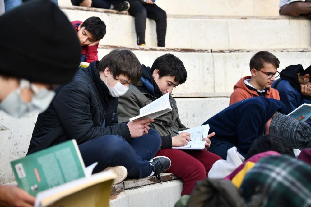 Konya Lise Medeniyet Akademisi öğrencileri Taşkent kampında