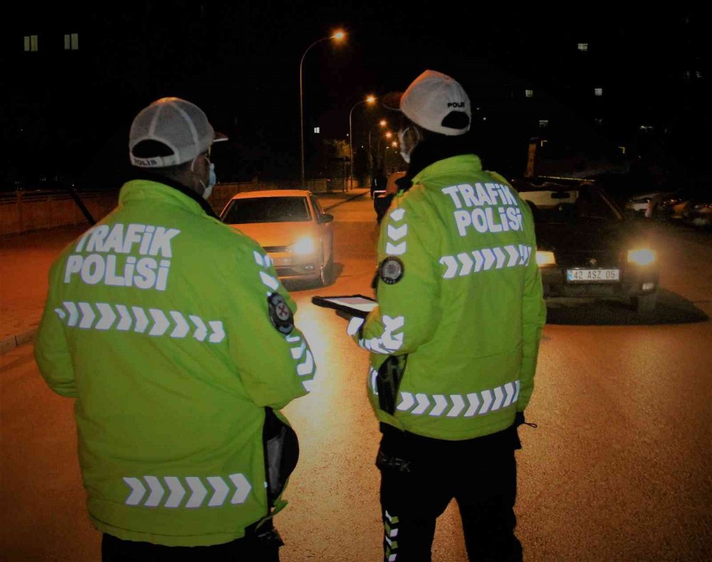 Konya’da 200 polis sokağa indi! 500 araç ve sürücüye şok kontrol