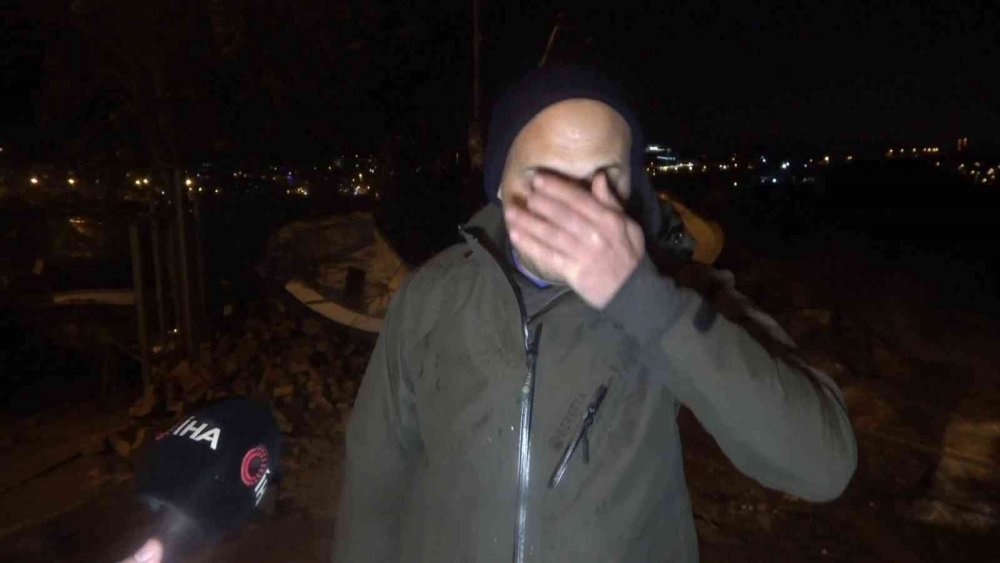 Marmara Denizi taştı! Tekneler karaya vurdu