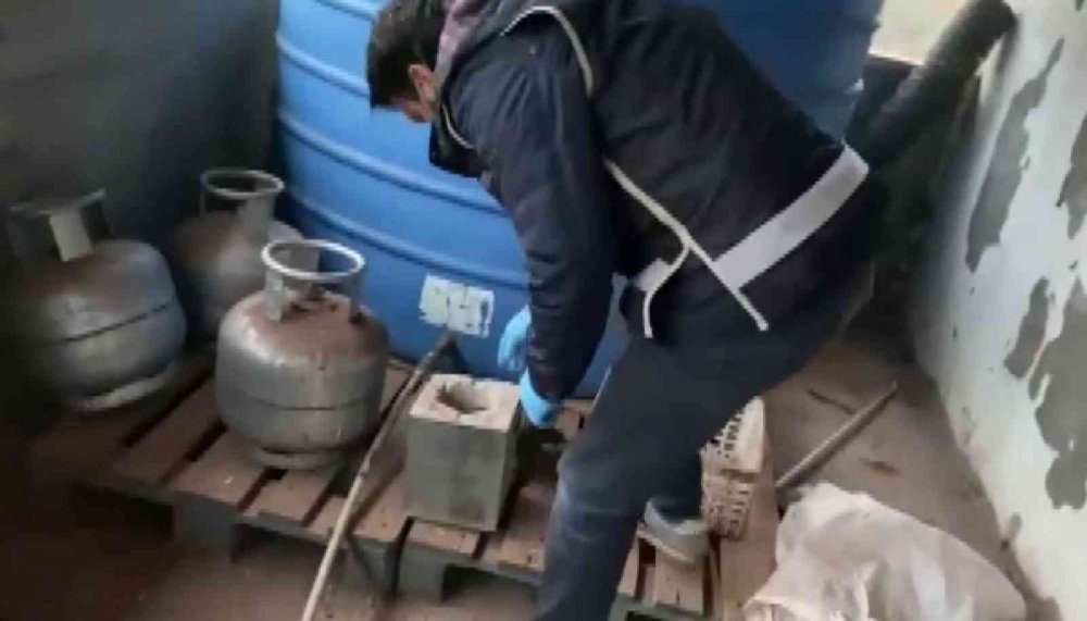 Sahte altın üreticilerine 3 ilde eş zamanlı operasyon! 6 gözaltı