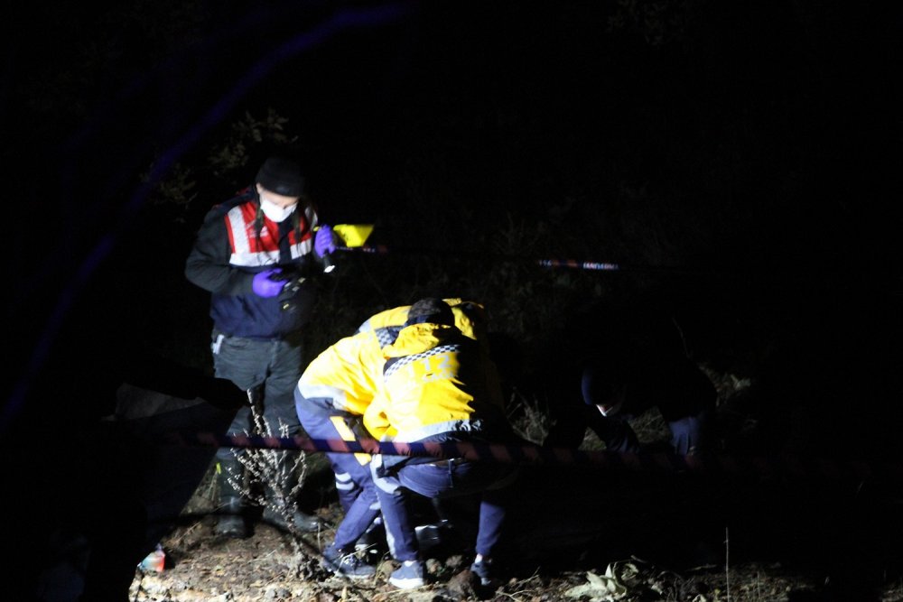 Traktör uçuruma yuvarlandı! Savrulan 72 yaşındaki Veli Topal feci şekilde can verdi