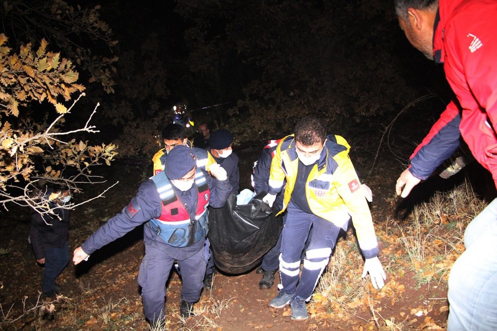 Traktör uçuruma yuvarlandı! Savrulan 72 yaşındaki Veli Topal feci şekilde can verdi