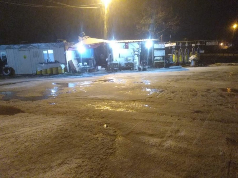 Bursa’da yoğun kar yağışı yüzleri güldürdü