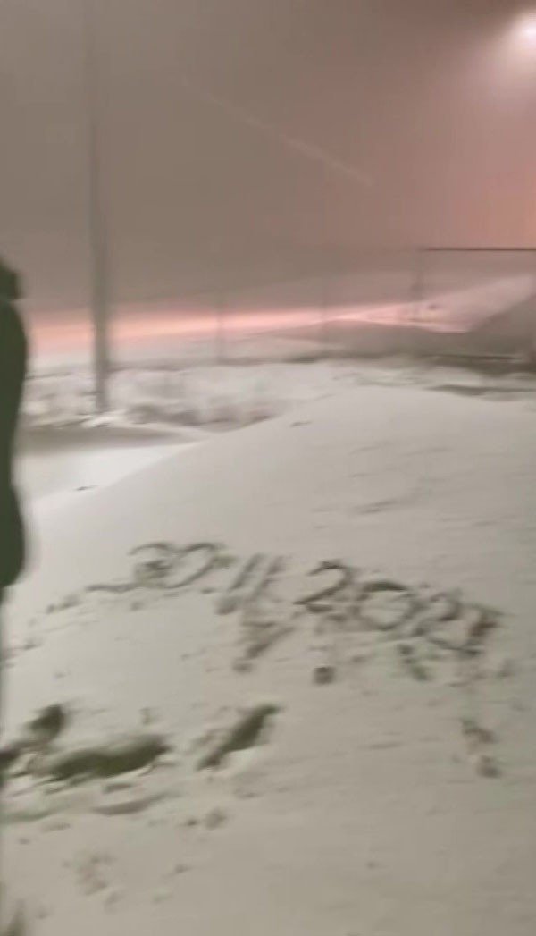 Düzce’de sağanak yerini kar yağışına bıraktı! Yaylada 20 santimetreye ulaştı