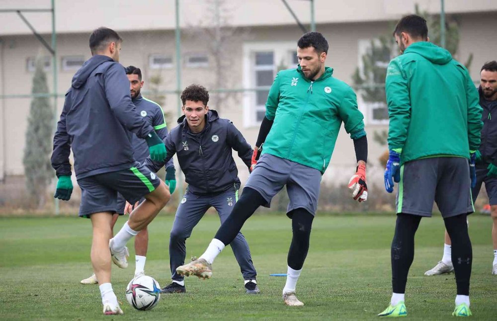 Konyaspor’da Yeni Malatyaspor maçı hazırlıkları sürüyor