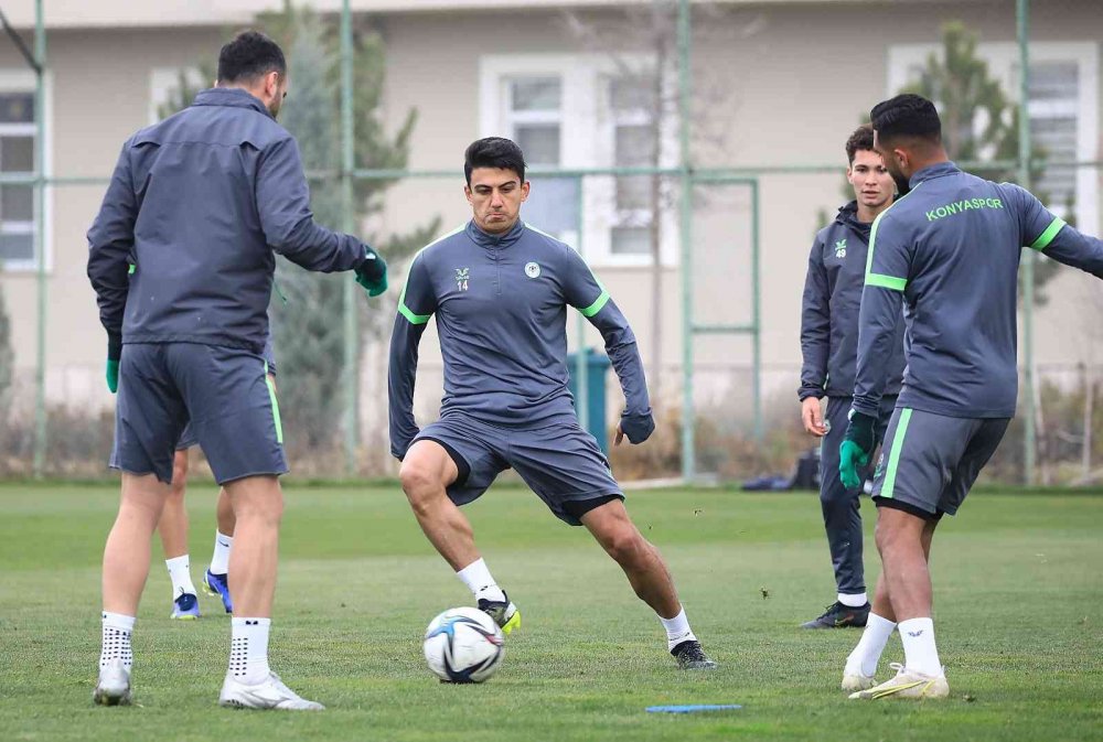 Konyaspor’da Yeni Malatyaspor maçı hazırlıkları sürüyor