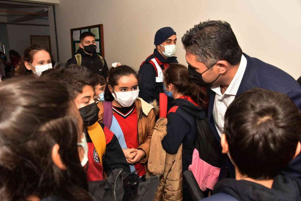 Türk Yıldızları şehidi Burak Gençcelep'in ismi okul kütüphanesinde yaşayacak