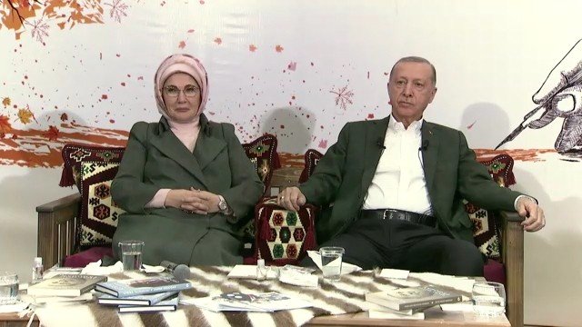 Cumhurbaşkanı Erdoğan'dan önemli açıklamalar: Benim milletim bunların da defterini dürecektir!