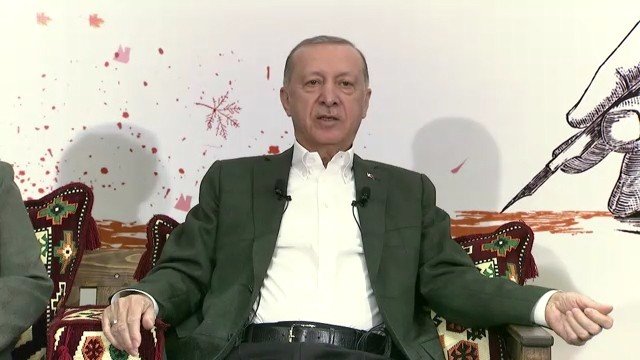 Cumhurbaşkanı Erdoğan'dan önemli açıklamalar: Benim milletim bunların da defterini dürecektir!