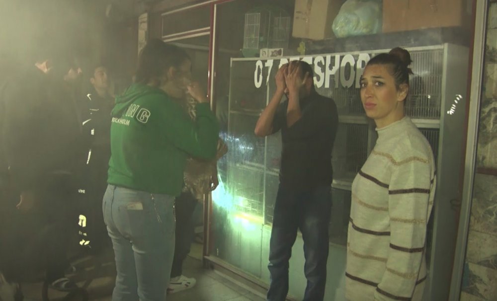 İş hanında çıkan yangında can pazarı!