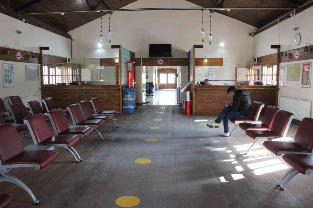 Konya - Karaman arasını 35 dakikaya düşürecek Yüksek Hızlı Tren projesinde sona gelindi