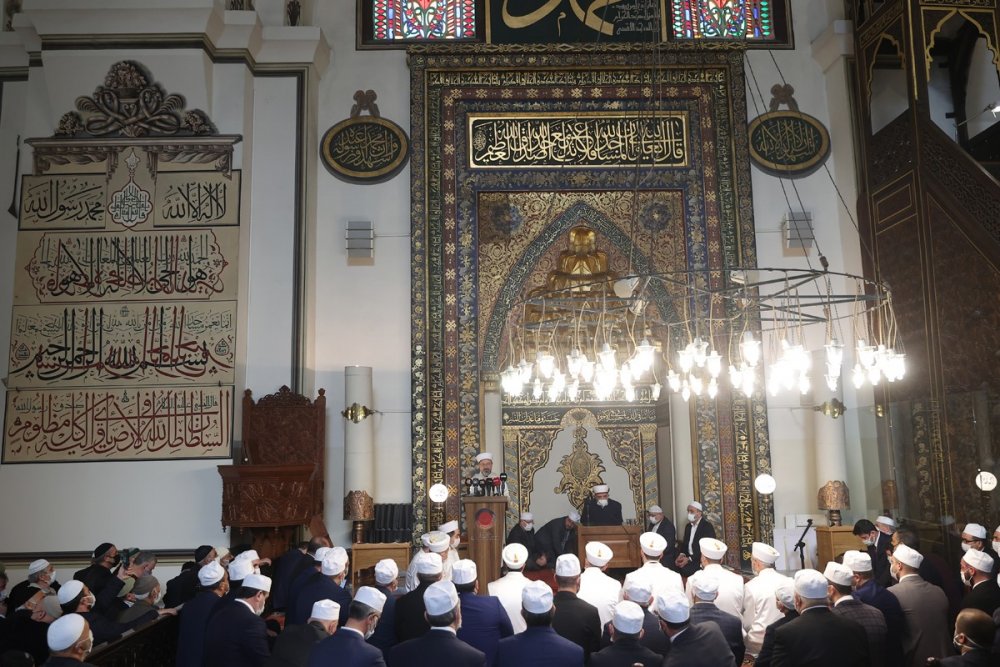 Diyanet İşleri Başkanı Erbaş: Kur'an'ın nihai hedefi yeryüzünü karanlıklardan aydınlığa çıkartmaktır