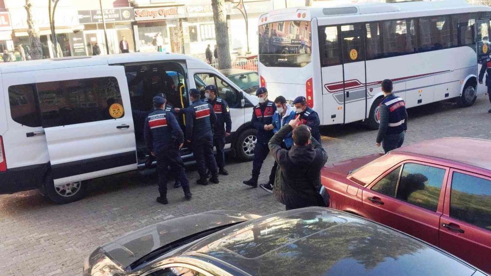 Konya merkezli 9 ilde eş zamanlı siber dolandırıcılık operasyonu! 10 tutuklama