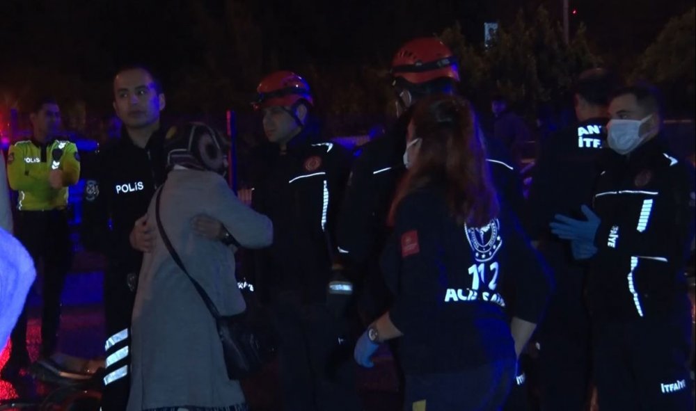 Karşı şeride geçen kamyon dehşeti yaşattı! 1 ölü 1’i ağır 4 yaralı