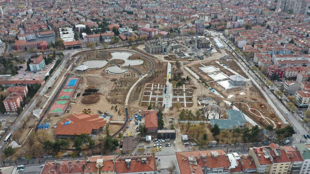 Konya Millet Bahçesi'nde son durum havadan görüntülendi