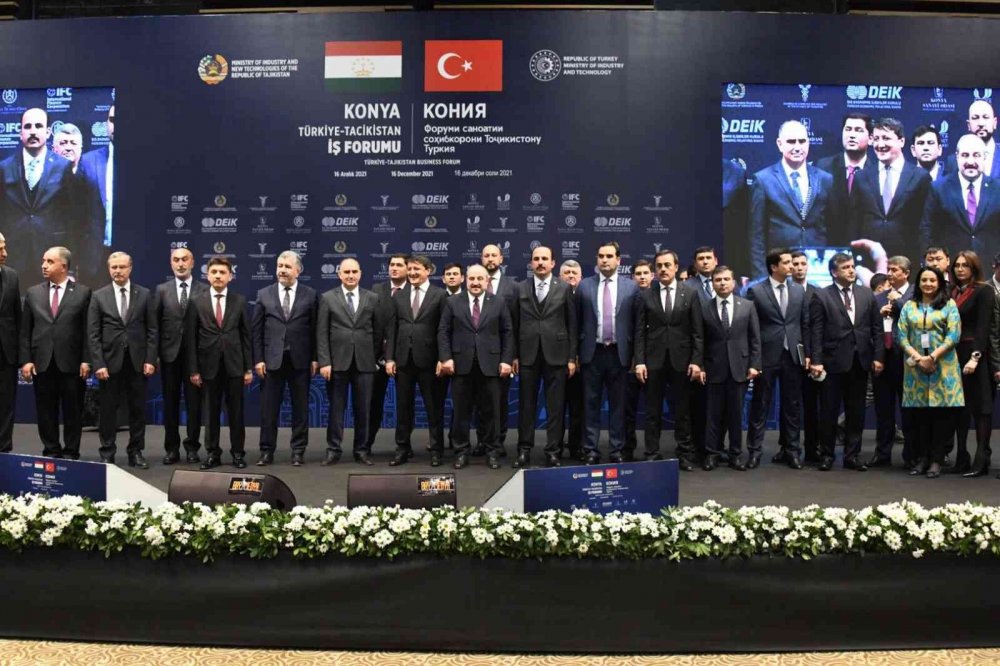 Bakan Varank Konya'da açıkladı: 2022'de Tacikistan’a vize kalkıyor