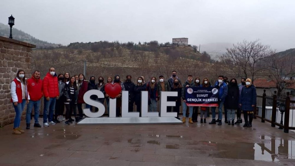 Afyonlu gençler Konya’da duygu dolu anlar yaşadı