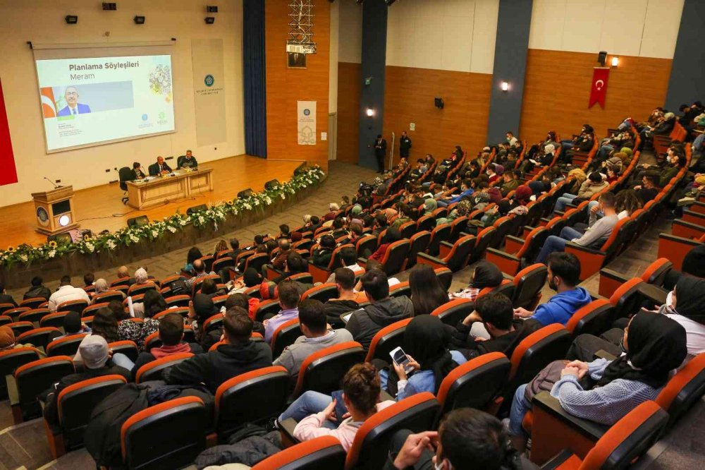 Başkan Kavuş: Meram tüm kısıtlarına rağmen gelişimini sürdürüyor