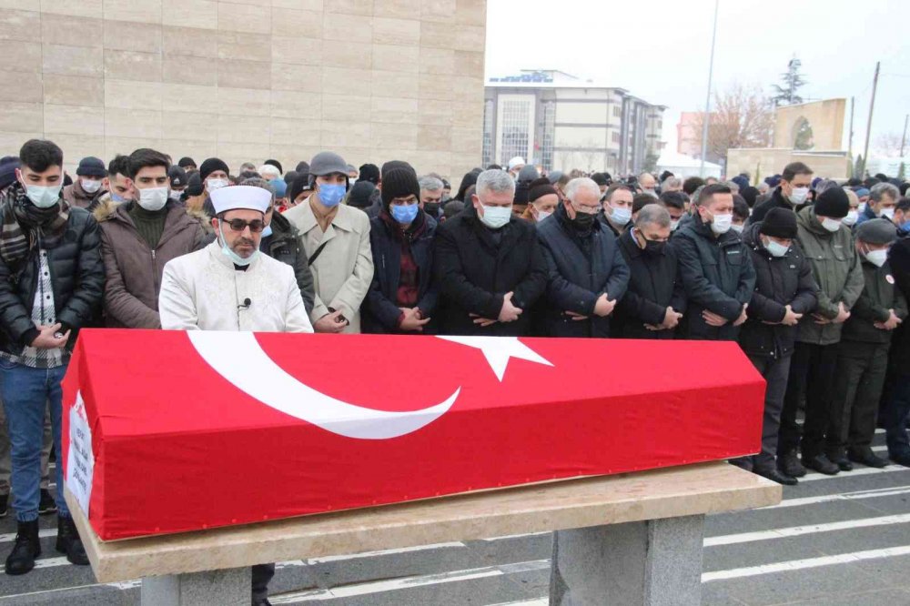 Uzman Onbaşı İsmail Acar'a memleketi Karaman'da son görev