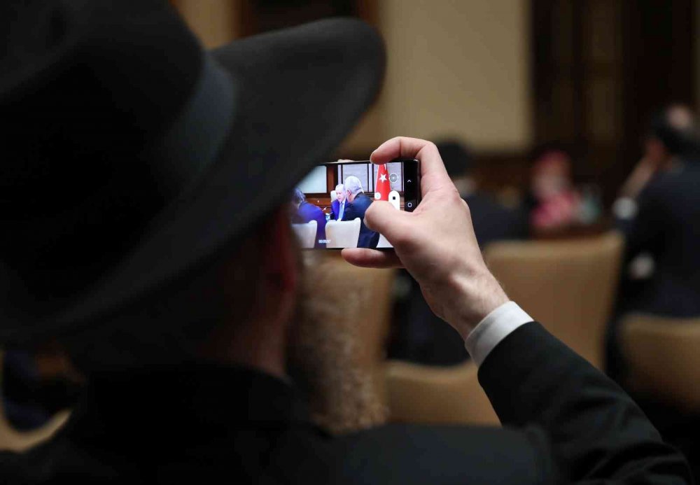 Hahamları kabul eden Cumhurbaşkanı Erdoğan: Türkiye-İsrail ilişkileri bölgemizin istikrarı ve güvenliği bakımından hayatidir